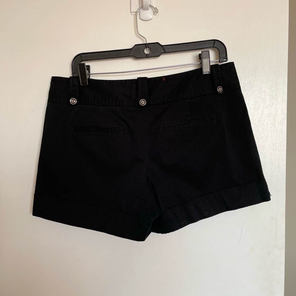 White House Black Market Cargo Shorts - Size 10 - Picture 4 of 15